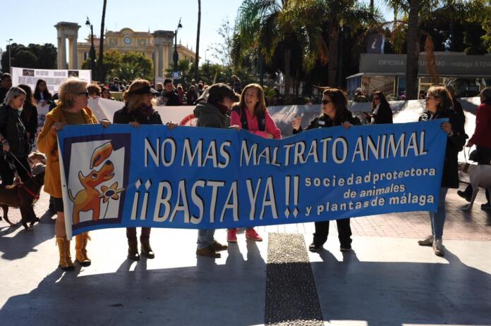 Carmen Manzano en una manifestación en Málaga contra el maltrato animal