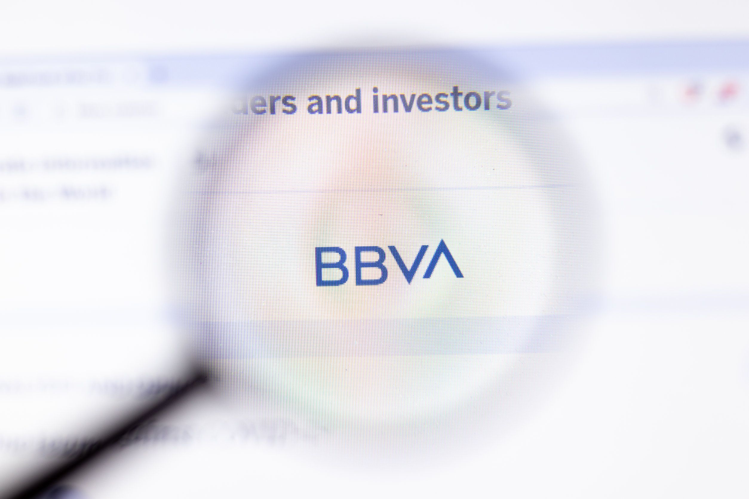 Una campaña de malware apunta a grandes bancos españoles como BBVA o Sabadell