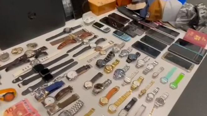 Objetos encontrados en los registros al grupo criminal dedicado a robos con fuerza en domicilios de varias provincias de España Objetos encontrados en los registros al grupo criminal dedicado a robos con fuerza en domicilios de varias provincias de España