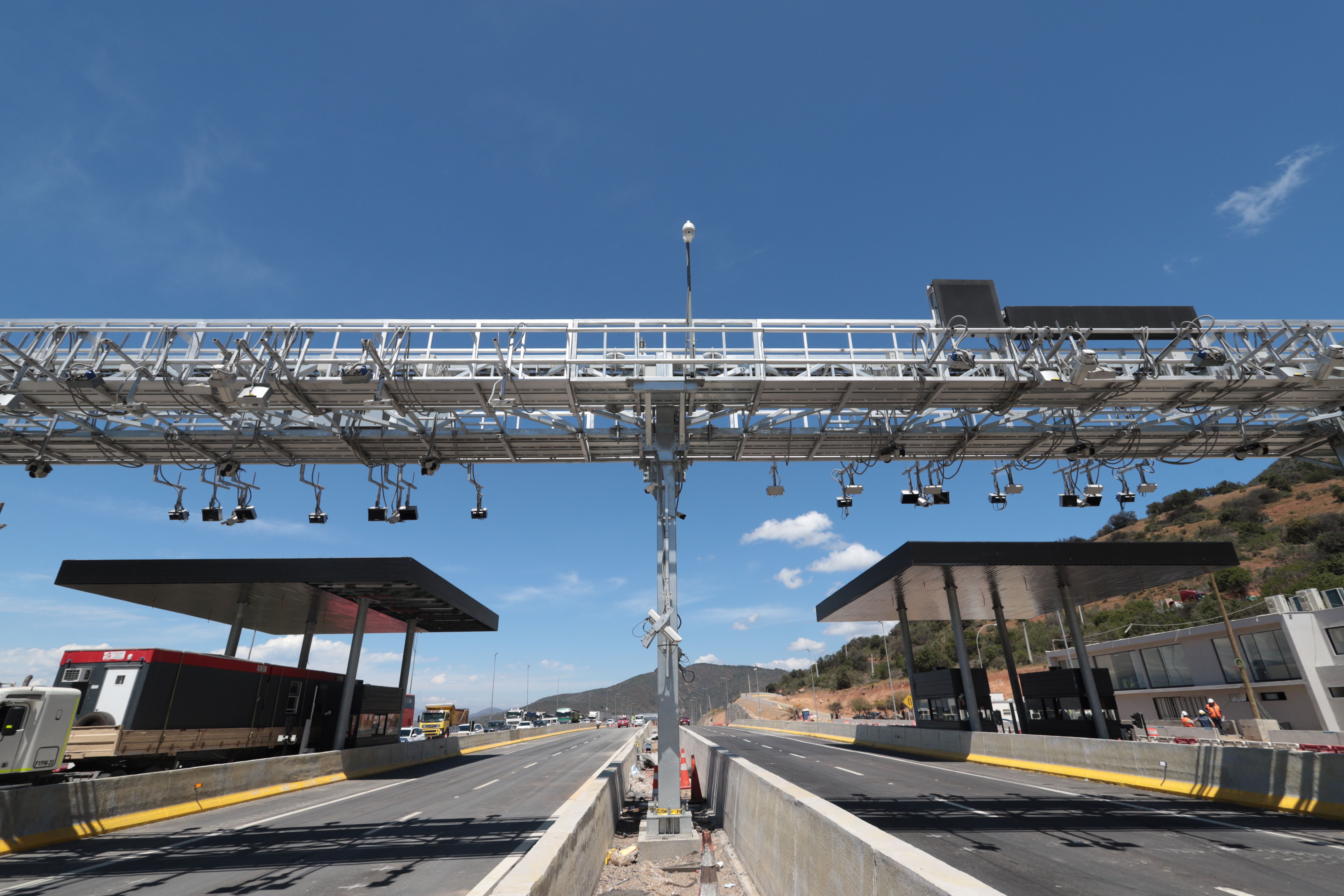 Indra ha implantado su tecnología de gestión y control de túneles y peaje free-flow en el proyecto Túnel El Melón en Chile.