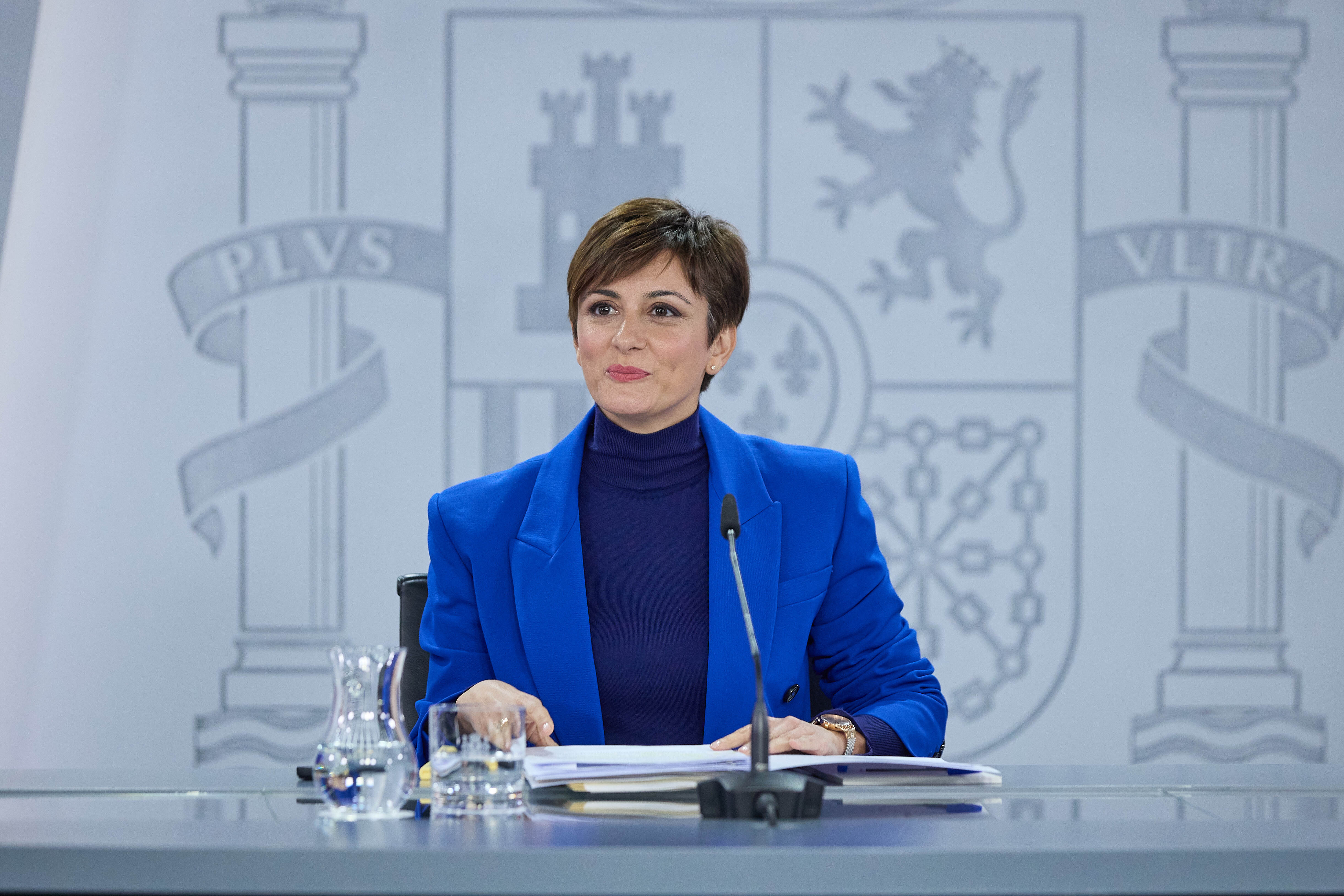 Rueda de prensa de Isabel Rodríguez tras el Consejo de Ministros en el que se ha decidido que Sevilla sea la sede de la agencia Espacial Española y La Coruña de la Agencia de Inteligencia Artificial (Foto: Jesús Hellín / Europa Press)