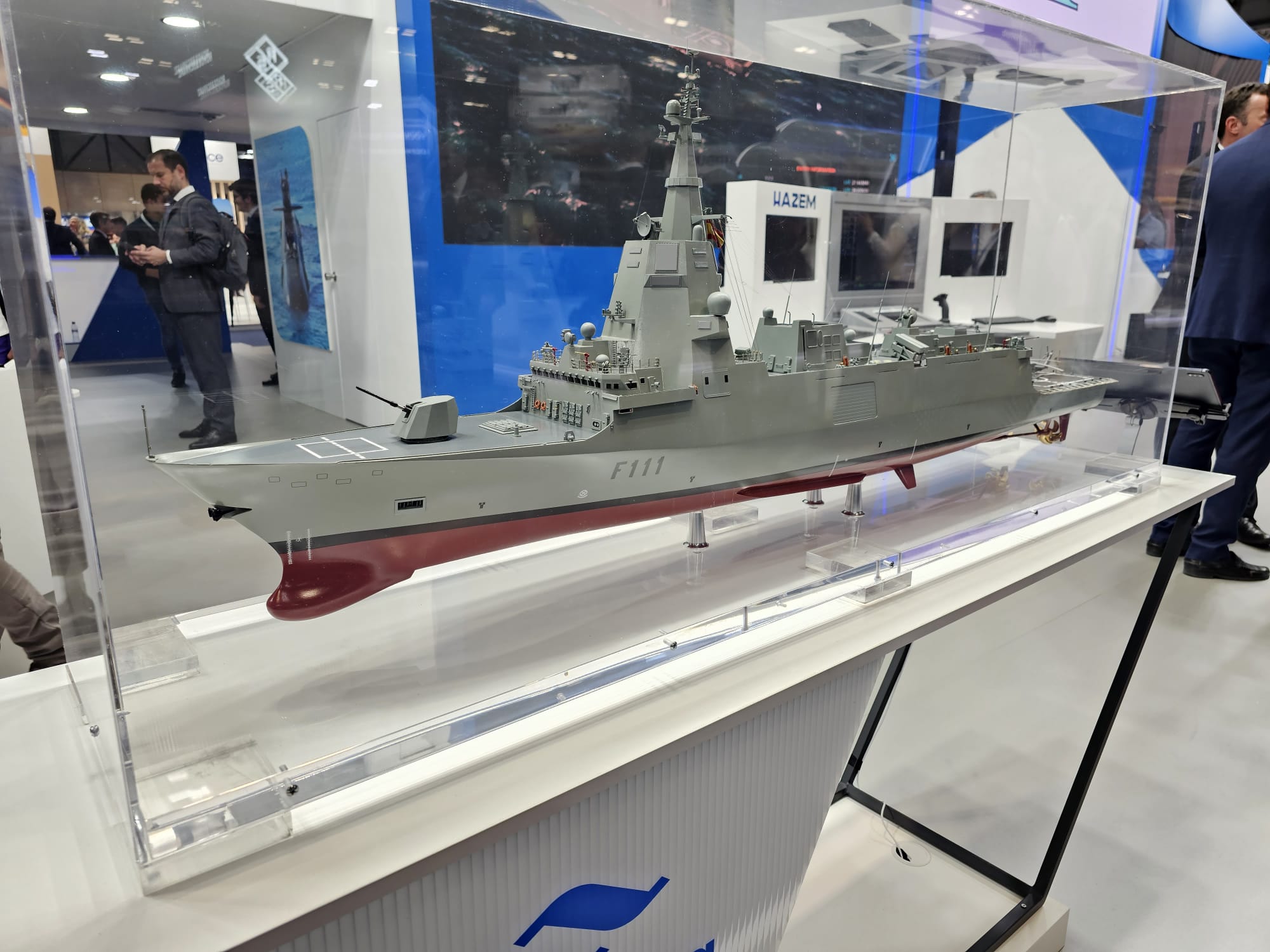 Maqueta de la familia de fragatas F 110 de Navantia Maqueta de la familia de fragatas F 110 de Navantia