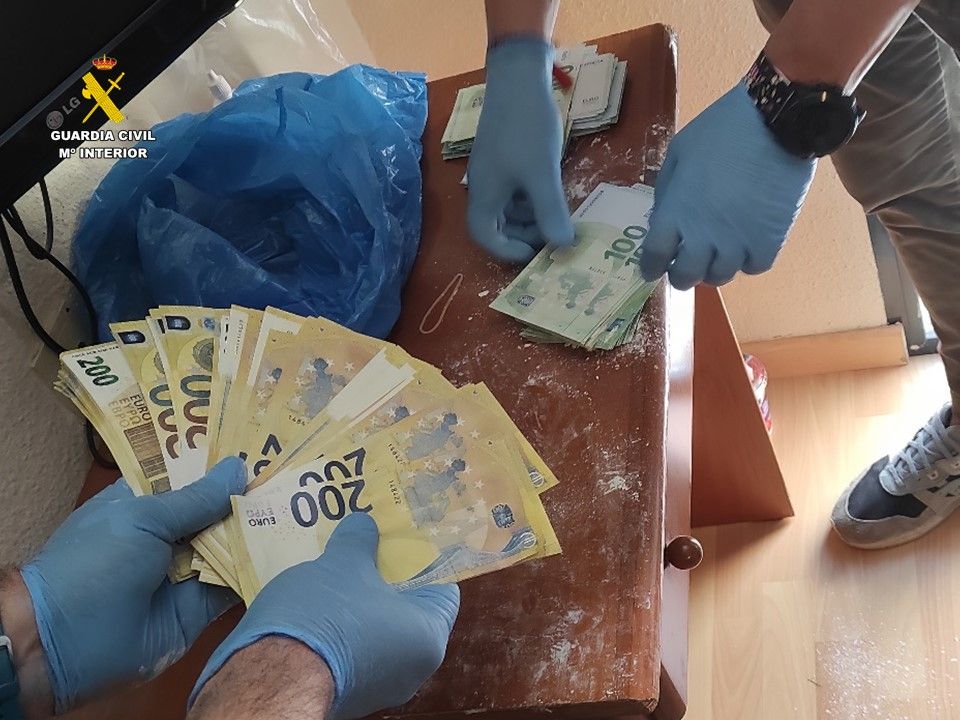 Billetes falsificados incautados por la Guardia Civil en la operación 'Necha' Billetes falsificados incautados por la Guardia Civil en la operación 'Necha'