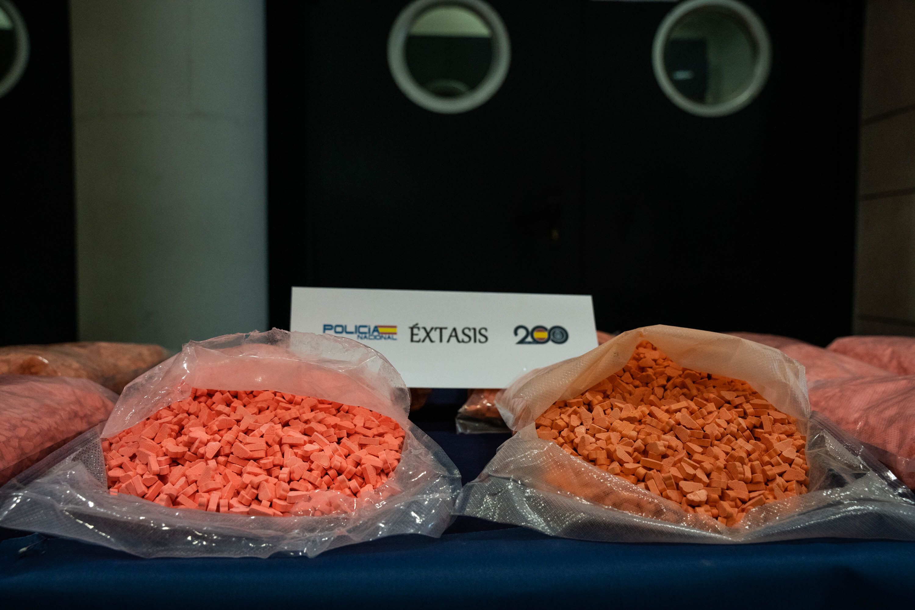 Pastillas de éxtasis incautadas durante una operación de la Policía Nacional.