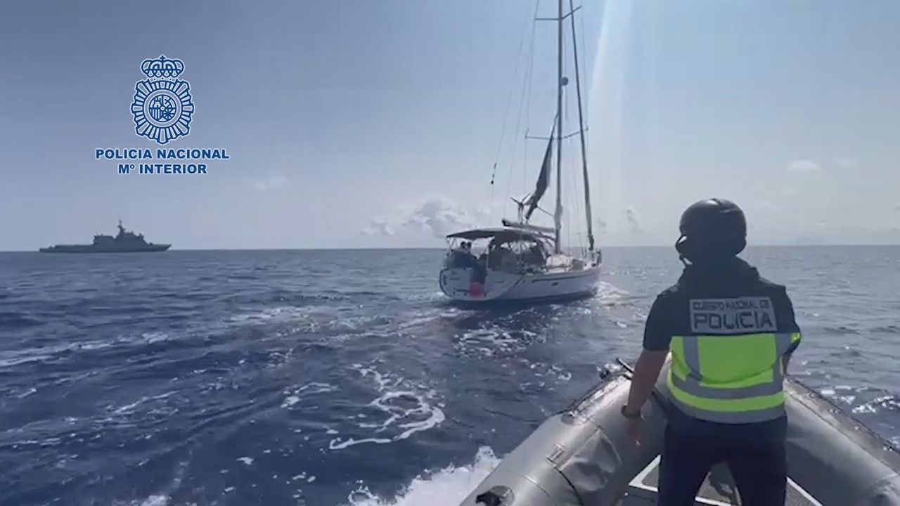 Abordaje al narcovelero.