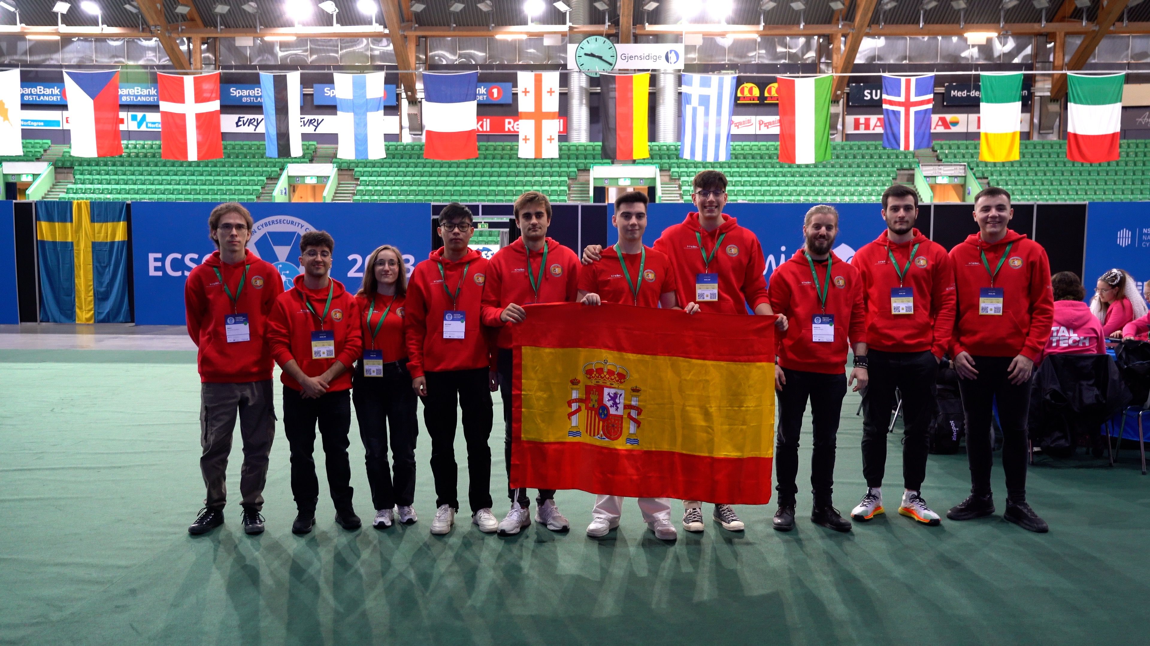 Equipo español en el European Cyber Security Challenge (ECSC) 2023.