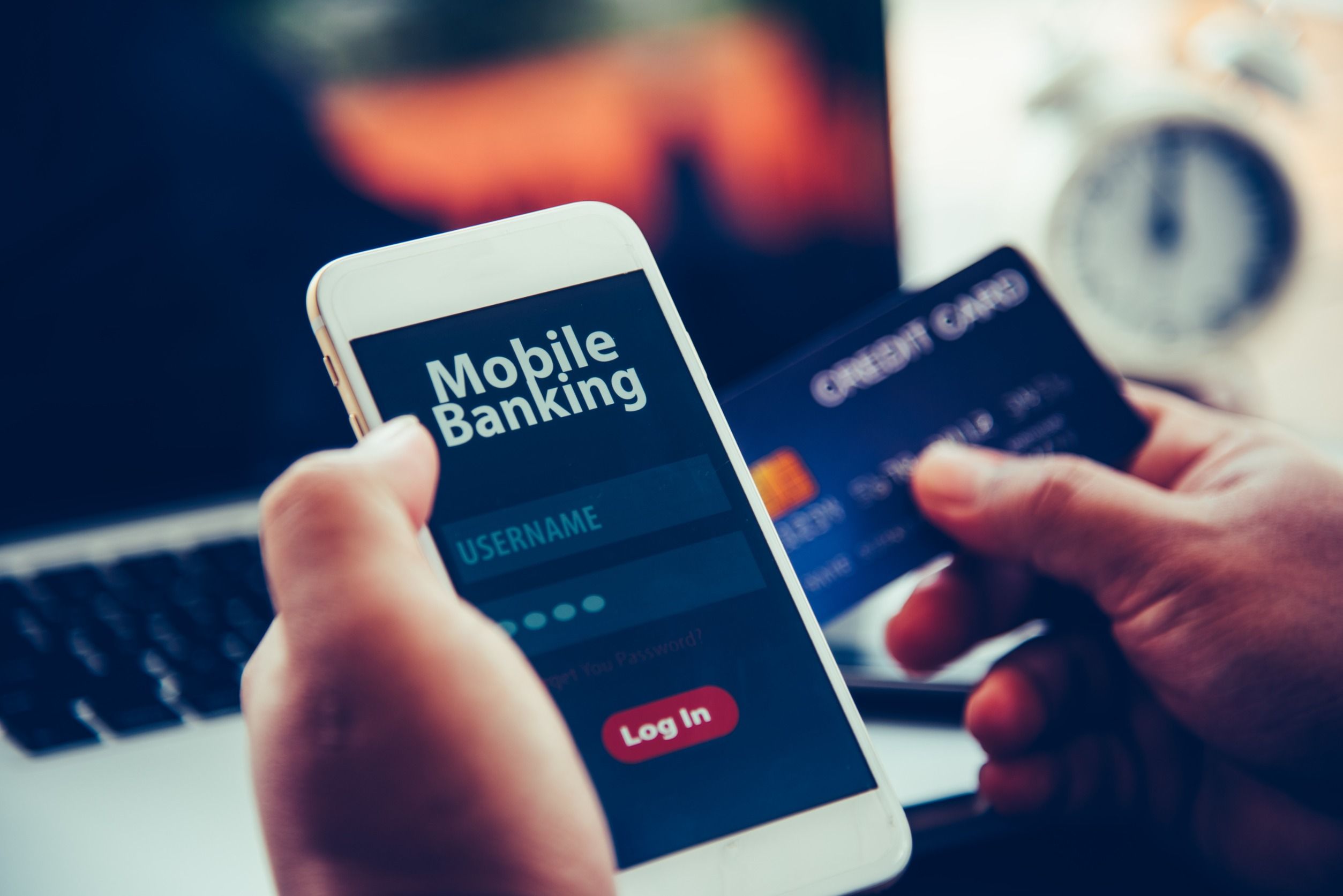 Para evitar estafas es importante utilizar los canales oficiales del banco.