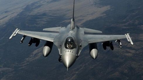 El sistema Hivermaind de Shield AI ya ha sido instalado en F 16, ganando en 99% de los dogfights simulados que le han enfrentado con pilotos físicos de la US Navy.