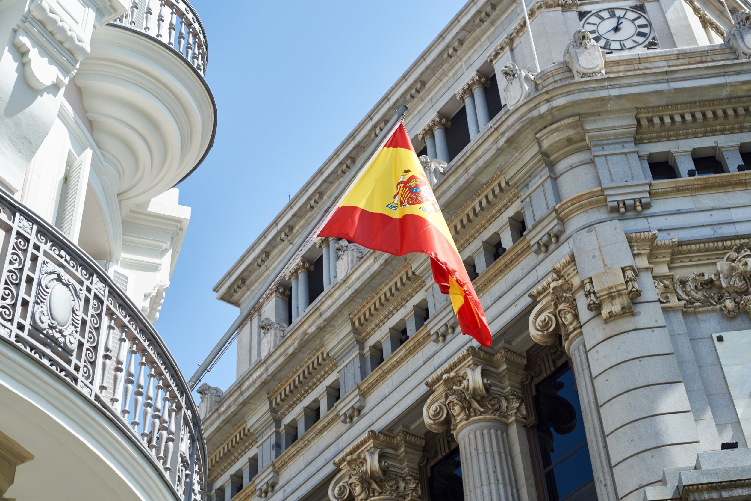El “efecto cascada” hace que el ataque a un sector de la administración pública tenga consecuencias en otros organismos del estado. 