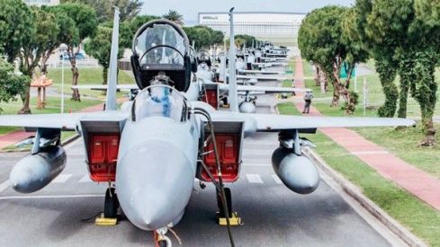 Mismo despliegue de cazas F 15 desde la base Naha a terrenos más elevados. Fuente: Naha Airbase.