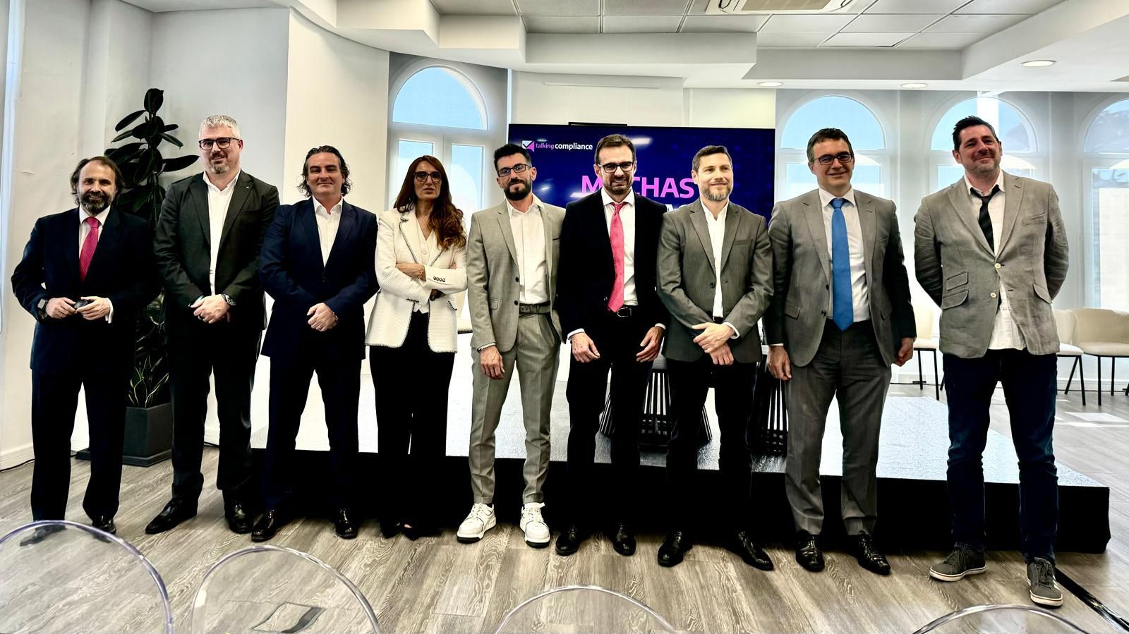 Ponentes del encuentro “Cómo afrontar la adaptación a DORA en el departamento de sistemas”.
