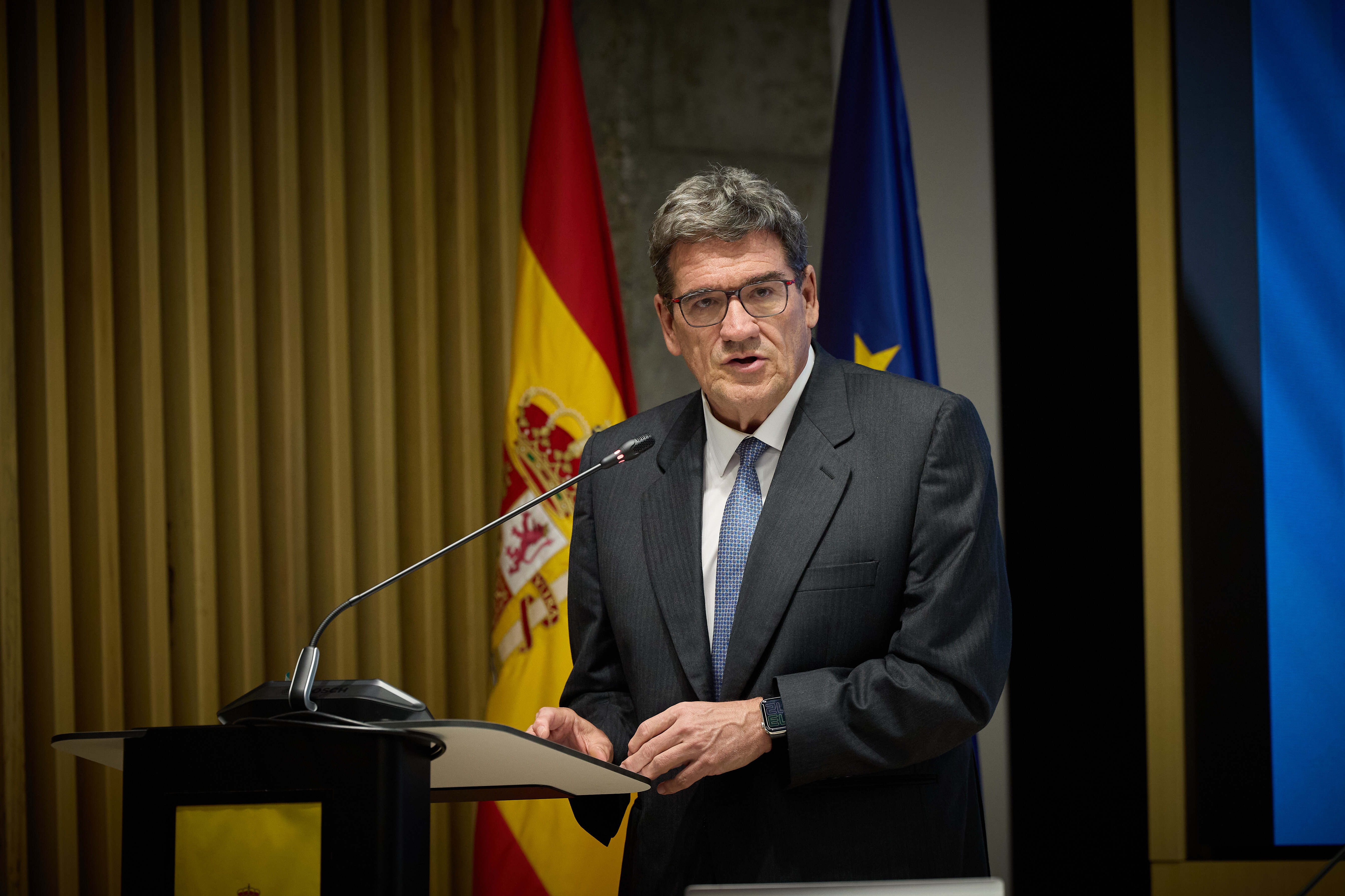 El ministro para la Transformación Digital y de la Función Pública, José Luis Escrivá, durante una rueda de prensa en la sede del Ministerio | Foto: Jesús Hellín / Europa Press