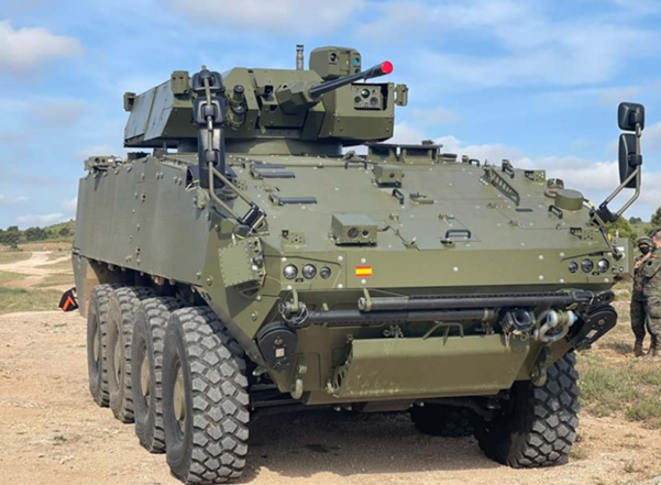 Vehículo de combate sobre ruedas 8x8 Dragón. Foto: Ministerio de Defensa.