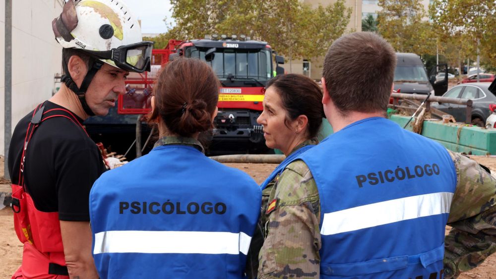 Psicólogos de la Comunidad Valenciana más afectados por la DANA| Foto: Ministerio de Defensa Psicólogos de la Comunidad Valenciana más afectados por la DANA| Foto: Ministerio de Defensa