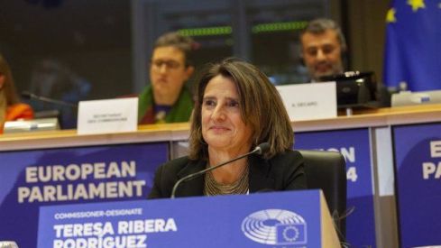 Teresa Ribera, en su intervención en el Parlamento Europeo en el proceso de audiencia para la confirmación de su candidatura como vicepresidenta. Foto: Europa Press. Teresa Ribera, en su intervención en el Parlamento Europeo en el proceso de audiencia para la confirmación de su candidatura como vicepresidenta. Foto: Europa Press.