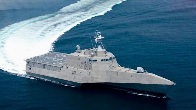 Buque norteamericano de la Clase Independence. Fuente: US Navy.