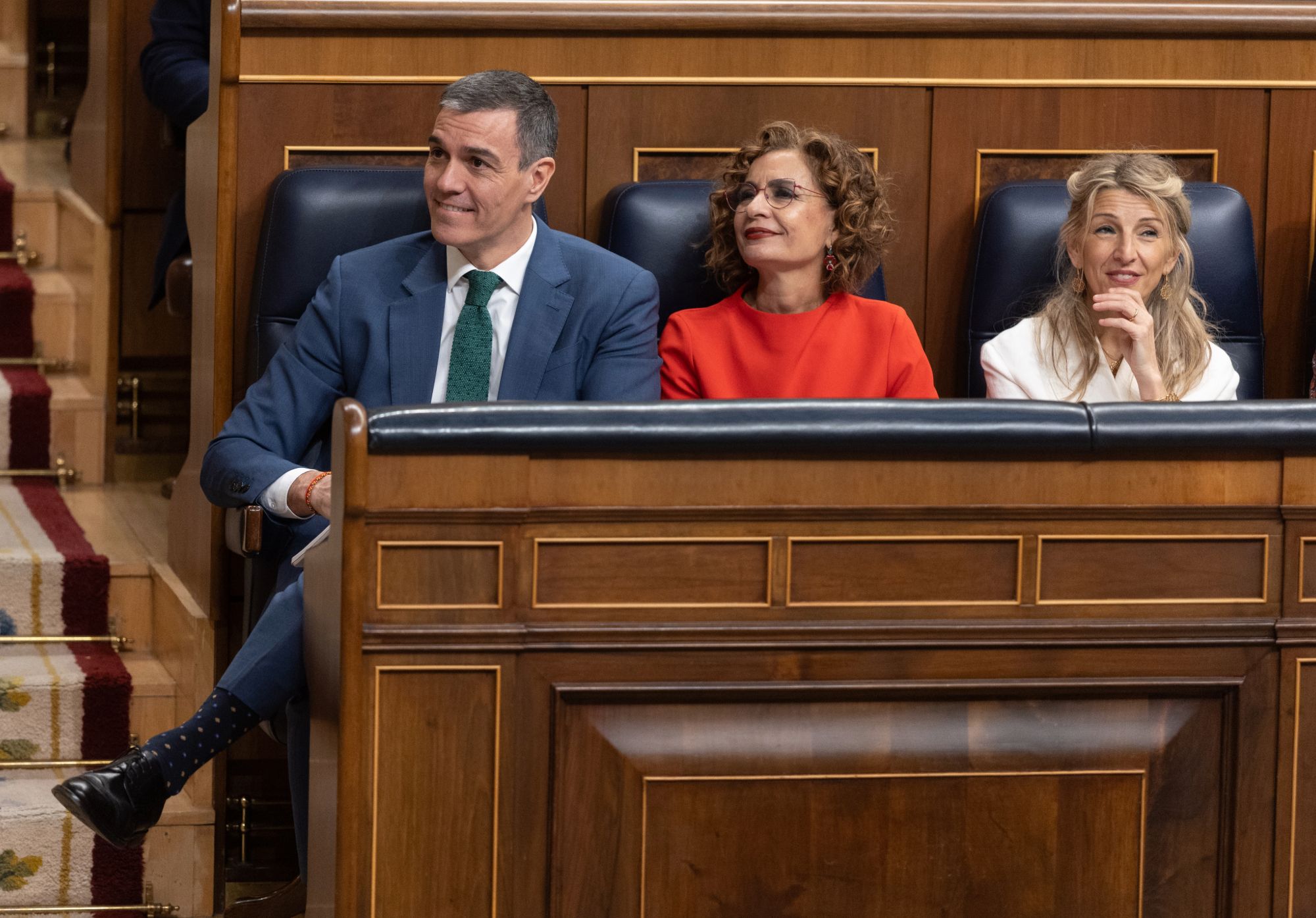 El presidente del Gobierno, Pedro Sánchez; la vicepresidenta primera y ministra de Hacienda, María Jesús Montero; y la vicepresidenta segunda y ministra de Trabajo, Yolanda Díaz, durante una sesión en el Congreso | Foto:Eduardo Parra/Europa Press