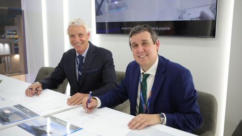 Acto de la firma del acuerdo entre Navantia y Diehl Defence en FEINDEF 2025 Acto de la firma del acuerdo entre Navantia y Diehl Defence en FEINDEF 2025