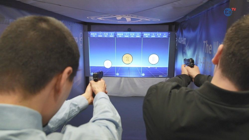 Accushoot en FEINDEF 25. Accushoot en FEINDEF 25.